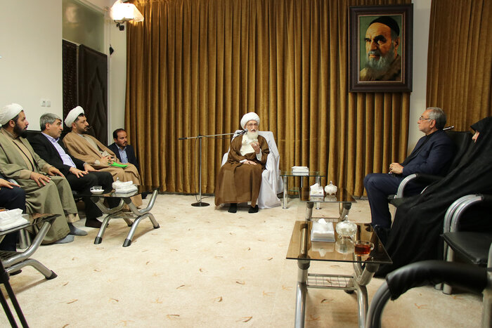 آیتالله نوری همدانی: پیشرفتهای پزشکی کشور مسرتبخش است