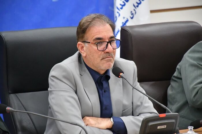 فرماندار اندیمشک: نامزدهای انتخابات به قانون و اخلاق پایبند باشند 