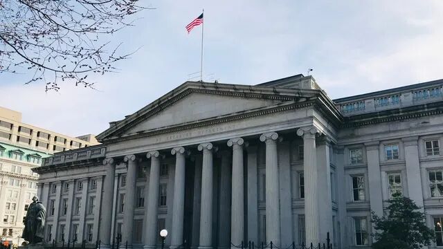 US persists on anti-Iran sanctions policy