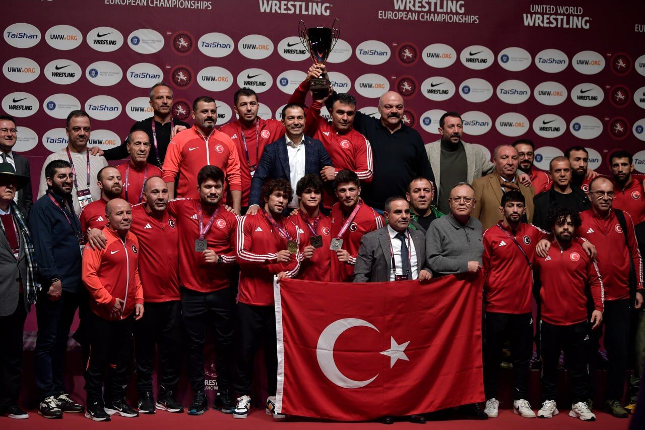Türkiye Avrupa Güreş Şampiyonu Oldu