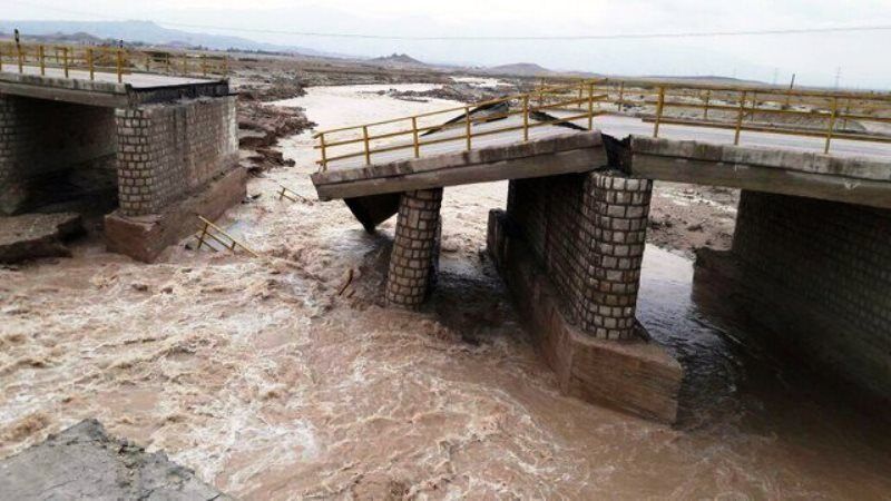 رانندگان مسیر بازارچه مرزی سومار از محور «میاندار قروتک» تردد کنند