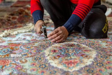 Carpet restoration and resurfacing