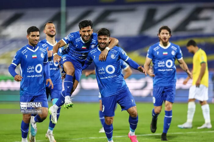 سایه روشنهای هفته شانزدهم؛ آسمان آبی استقلال، آسمان قرمز پرسپولیس!