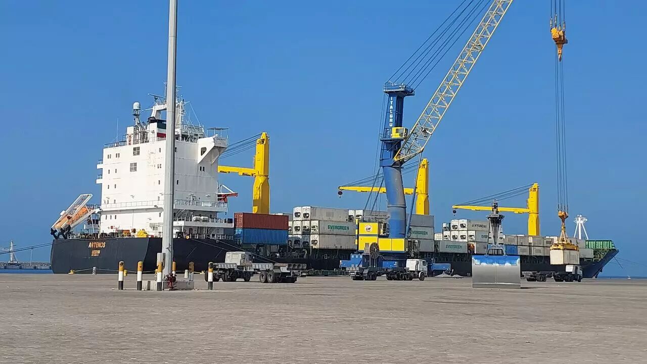 مسؤول افغاني: ميناء جابهار الإيراني يعد الطريق الأكثر أمانا للتجار الأفغان