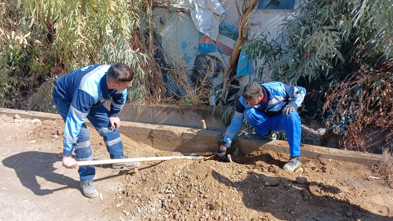 انشعابات غیرمجاز آب در خاوران شهرستان ری جمع‌آوری شدند + فیلم