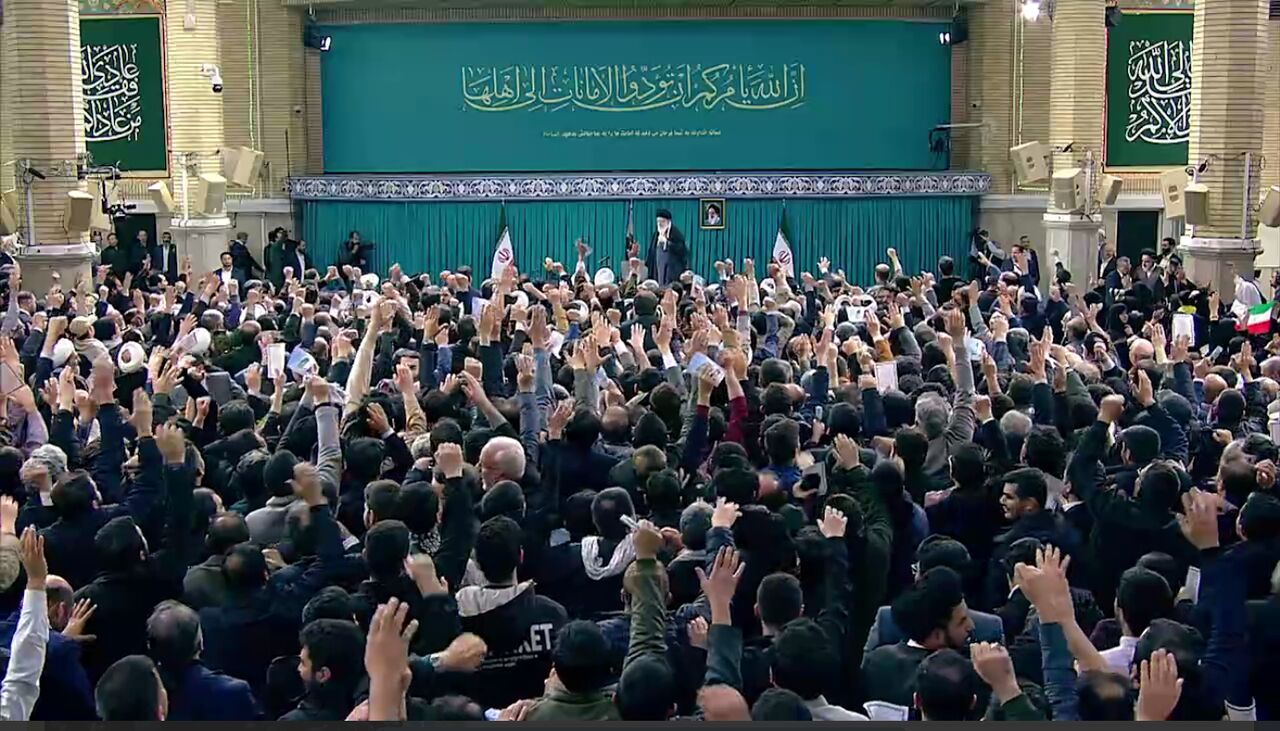 Supreme Leader: Elections main pillar of Islamic Republic