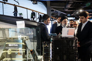 Le président Raïssi visite la Maison iranienne de l'innovation et de la technologie à Téhéran