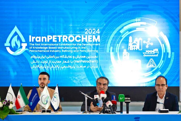 دانش بنیان شدن پتروشیمی بر محدودیتهای تحریم غلبه کرد 2 دانش بنیان شدن پتروشیمی بر محدودیتهای تحریم غلبه کرد