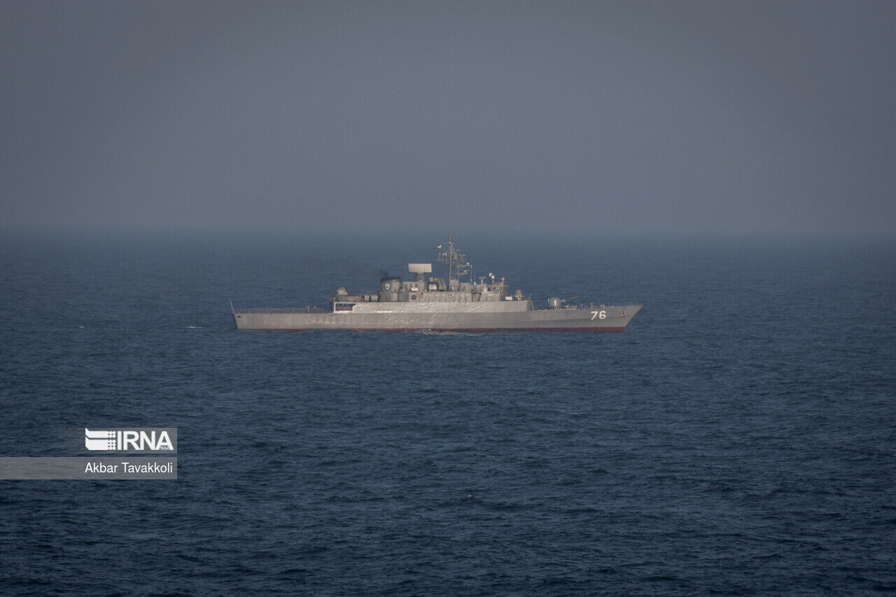 خلیج عدن میں امریکی بحری جہاز پر میزائل حملہ