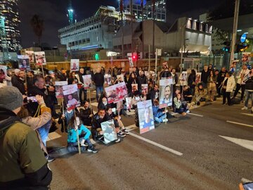 تظاهرات خانواده‌های اسرای صهیونیست در تل آویو