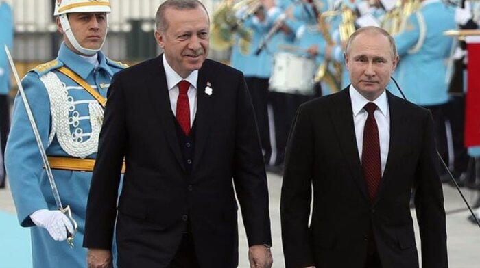 رویترز: تجارت ترکیه و روسیه با تهدید تحریم‌های جدید آمریکا مواجه شد