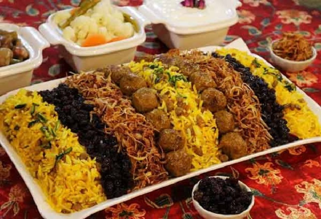 طرز تهیه گردو پلو به روش اصیل شهر کرد