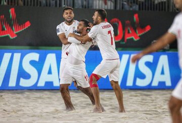 توقف استقلال در انزلی در شب صعود فوتبال ساحلی ایران به نیمه‌نهایی جام جهانی