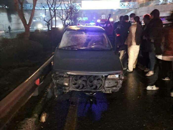 تصادف مرگبار ۲ خودرو سواری در تهران+ تصاویر