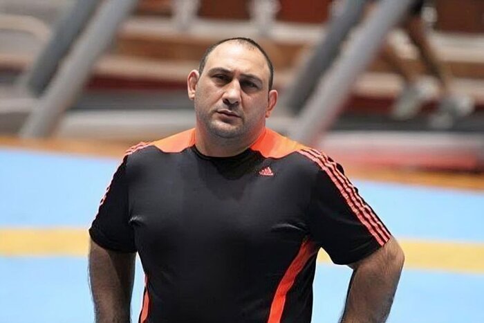 قهرمانان ایران پادشاهان فوقسنگین جهان