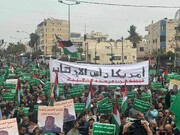 تظاهرات گسترده اردنی ها در مقابل سفارت آمریکا در محکومیت تجاوز به غزه + ویدئو