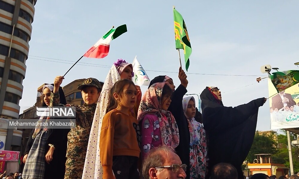 فیلم | جشن نیمه شعبان در اهواز با حضور خالق اثر سلام فرمانده