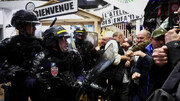 کشاورزان خشمگین فرانسه خواستار استعفای مکرون شدند