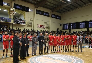خانه بسکتبال کردستان با اقتدار صدرنشین شد