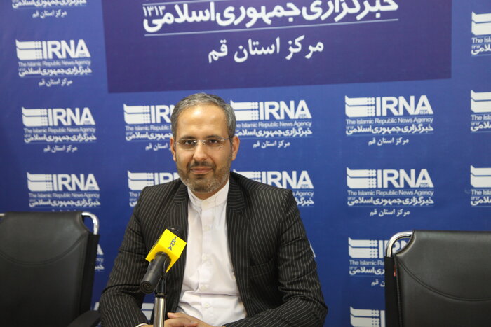 نامزد مجلس از قم: عدالت اجتماعی باید برای همه مردم باشد