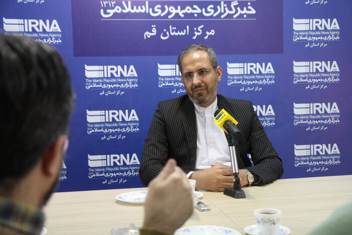 نامزد مجلس از قم: عدالت اجتماعی باید برای همه مردم باشد