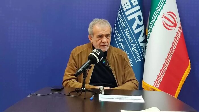 نامزد مجلس: باید از برخی افراد برای نامزد شدن خواهش می شد