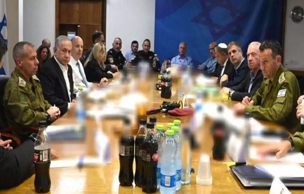 Das Kabinett liegt außerhalb der Kontrolle Netanjahus
