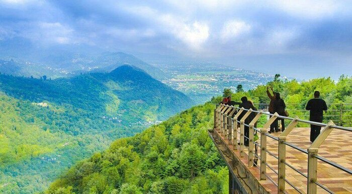 سرمایهگذاری سبز توسعه پایدار گردشگری را تضمین میکند/ گردشگری مهارکننده ایرانهراسی
