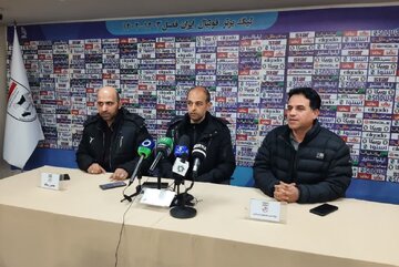 سرمربی فوتبال مس رفسنجان: دیدار جذابی برابر شمس آذر خواهیم داشت