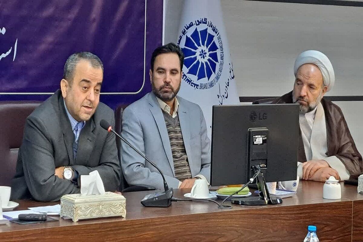 استاندار: خراسان جنوبی مرجع اصلی صادرات زرشک باشد استاندار: خراسان جنوبی مرجع اصلی صادرات زرشک باشد