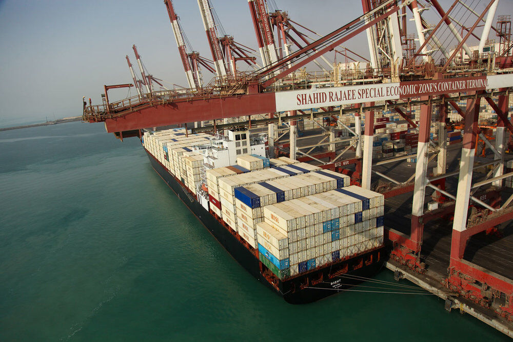 214m tons of goods loaded, unloaded in Iranian ports in 11 months