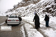 تمام راه‌های روستاهای  استان یزد بعلت بارش برف مسدود است