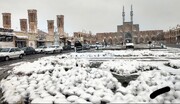 فیلم/ رخت سفید برف بر تن بافت تاریخی یزد