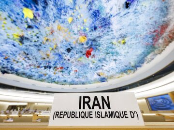 آلمان با سابقه حقوق‌بشری خود نمی‌تواند درباره ایران حرف بزند