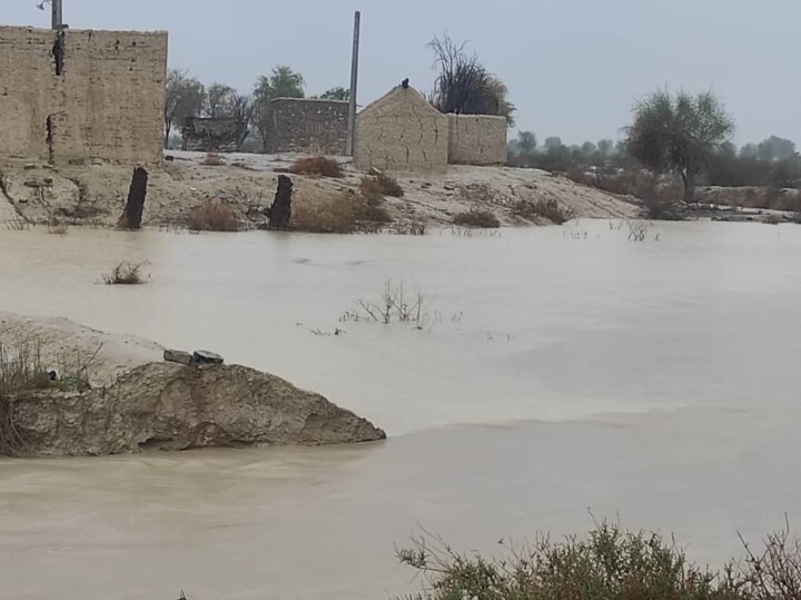 ۱۱ شهرستان‌ سیستان و بلوچستان در محاصره سیل/ آمادگی ۳ فروند بالگرد برای امدادرسانی