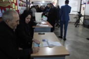 رئیس ستاد انتخابات ایلام:  تمام شعب اخذ رای تا ساعت ۲۰ امشب فعال است