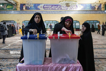 فرهنگیان قزوینی پای ثابت صندوق های رای