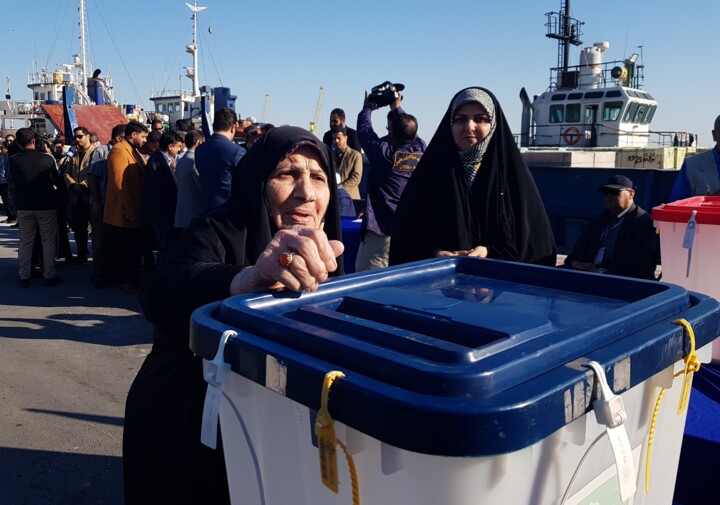 مشاهدات میدانی خبرنگاران ایرنا از اولین ساعت رای گیری در استان بوشهر