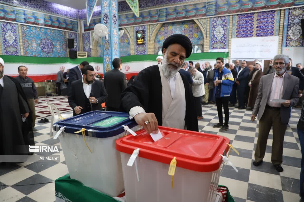 امام جمعه اهواز: حضور در انتخابات توسعه خوزستان را فراهم می‌کند