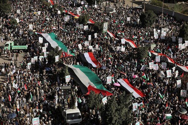 Miles de yemeníes se manifiestan en apoyo al pueblo palestino en Gaza