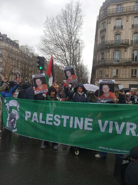 Soutien à la Palestine: manifestation à Paris pour rendre hommage au militaire américain Aaron Bushn