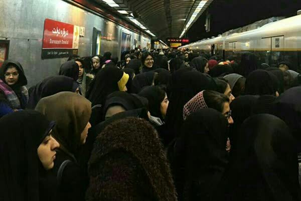 اختلال حرکت قطار در خط یک مترو تهران برطرف شد