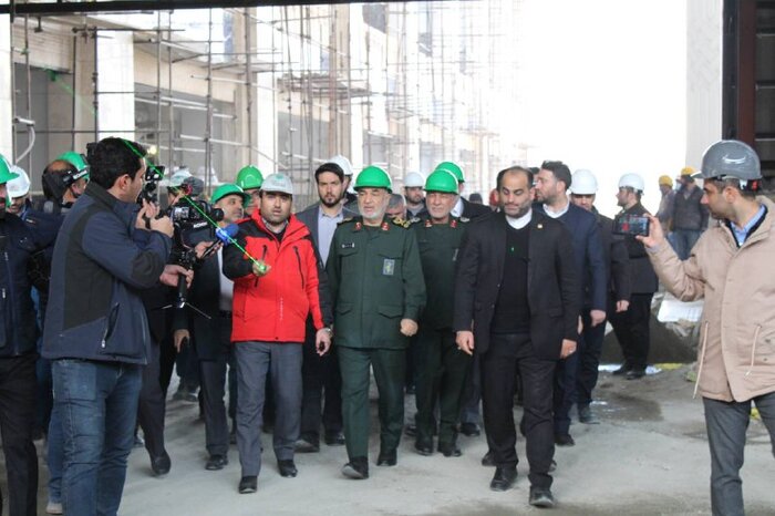 سردار سلامی: توطئههای اقتصادی دشمن توسط قرارگاه سازندگی خاتم ابطال شد