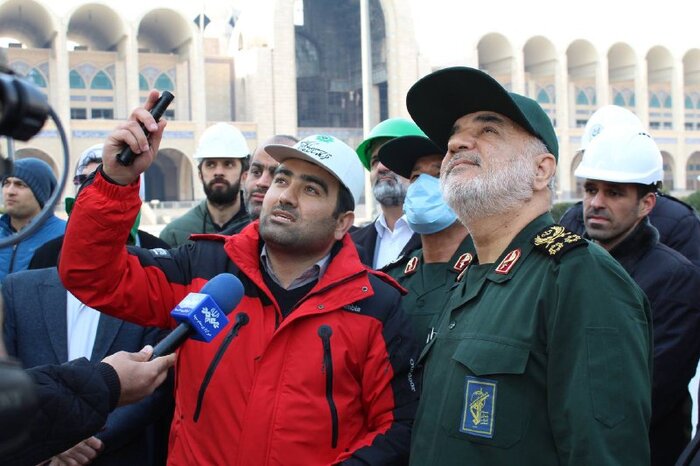 سردار سلامی: توطئههای اقتصادی دشمن توسط قرارگاه سازندگی خاتم ابطال شد