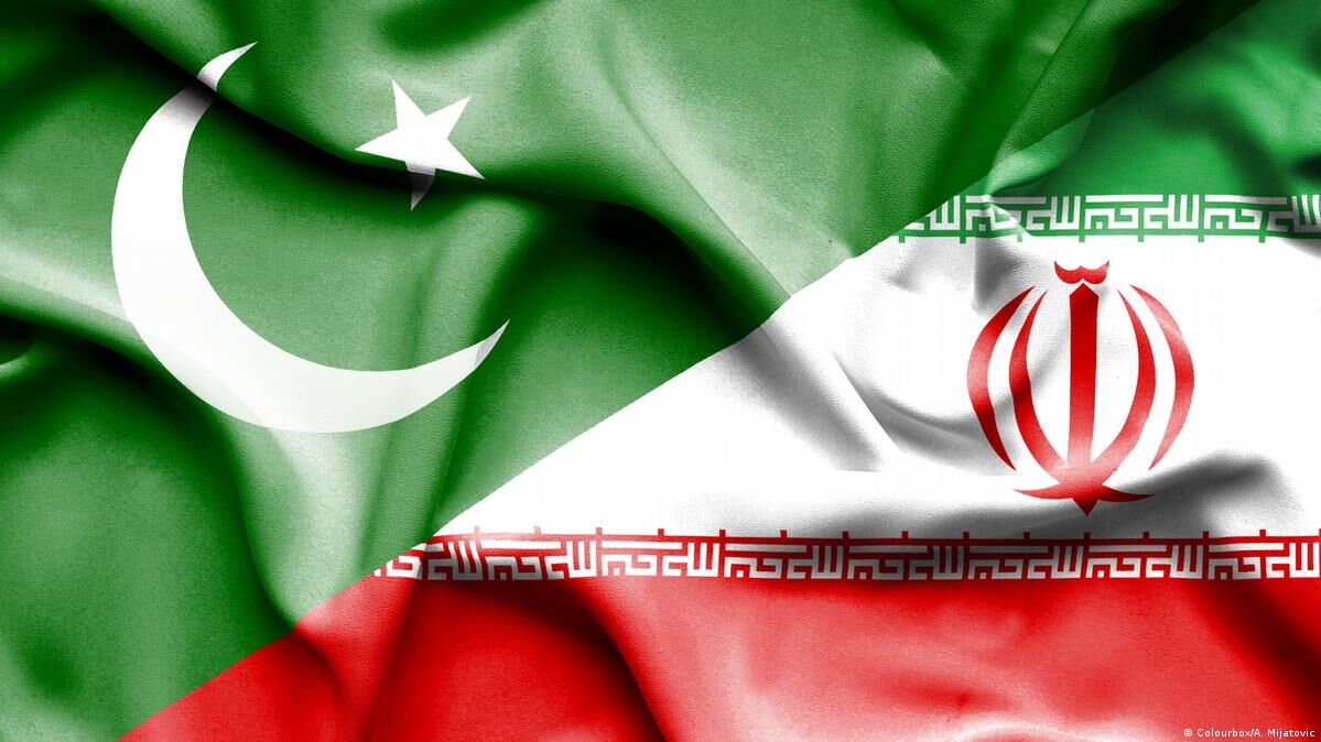پاکستان میں ایران کے سفیر نے نئے وزير اعظم کے انتخاب پر مبارک باد پیش کی