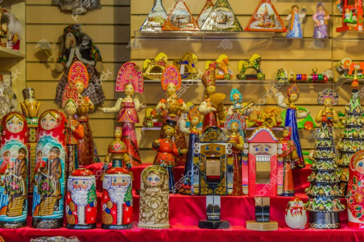 نمایش دستاوردهای ۳۵ تولیدکننده ایرانی اسباب بازی در نمایشگاه کالای کودک روسیه