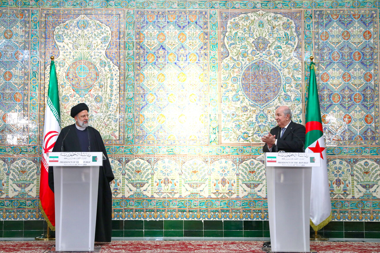 ايران والجزائر تؤكدا على تعزيز التعاون المشترك بين البلدين