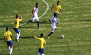 نبرد نفس‌گیر چادرملو و خیبر خرم‌آباد برای صدرنشینی در لیگ فوتبال آزادگان
