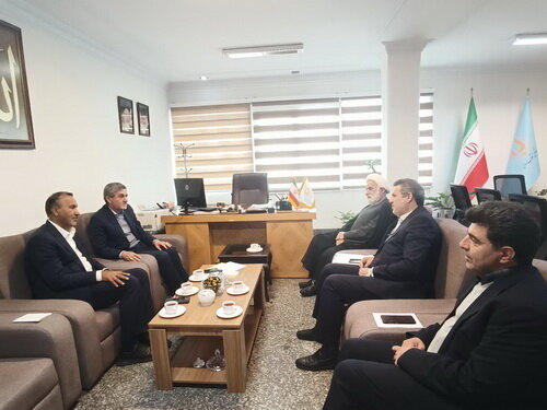 پیگیری برون استانی استاندار فارس: از احداث پالایشگاه تا محرومیت زدایی