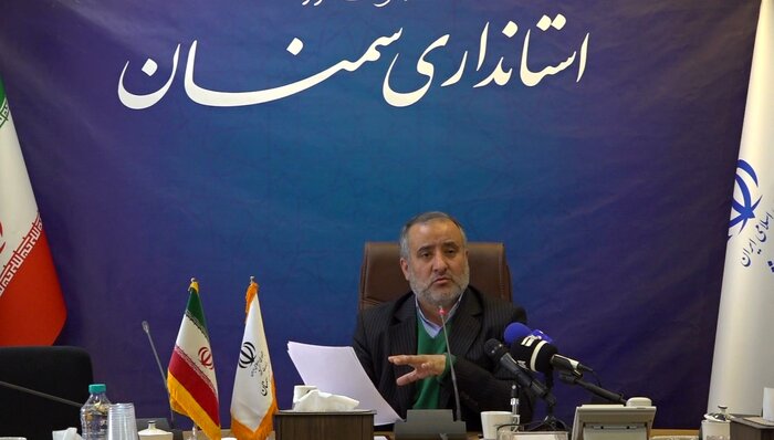 امام جمعه سمنان: خبرنگاران از بصیرتبخشی غافل نشوند